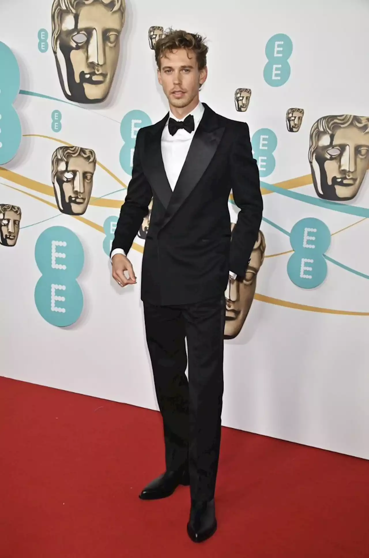 BAFTA Film Awards Red Carpet Gallery: Jamie Lee Curtis, Viola Davis, Michelle Yeoh, Colin Farrell, Eddie Redmayne, Ariana DeBose & More