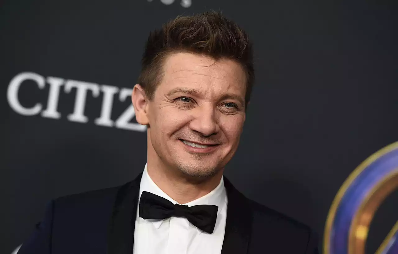 Jeremy Renner Offers A Glimpse At His Workout Following Snowplow Accident