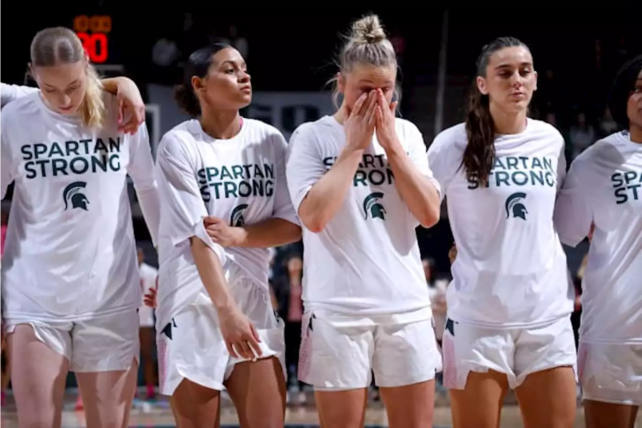 Spartans pregame ceremony honors 3 killed in campus shooting