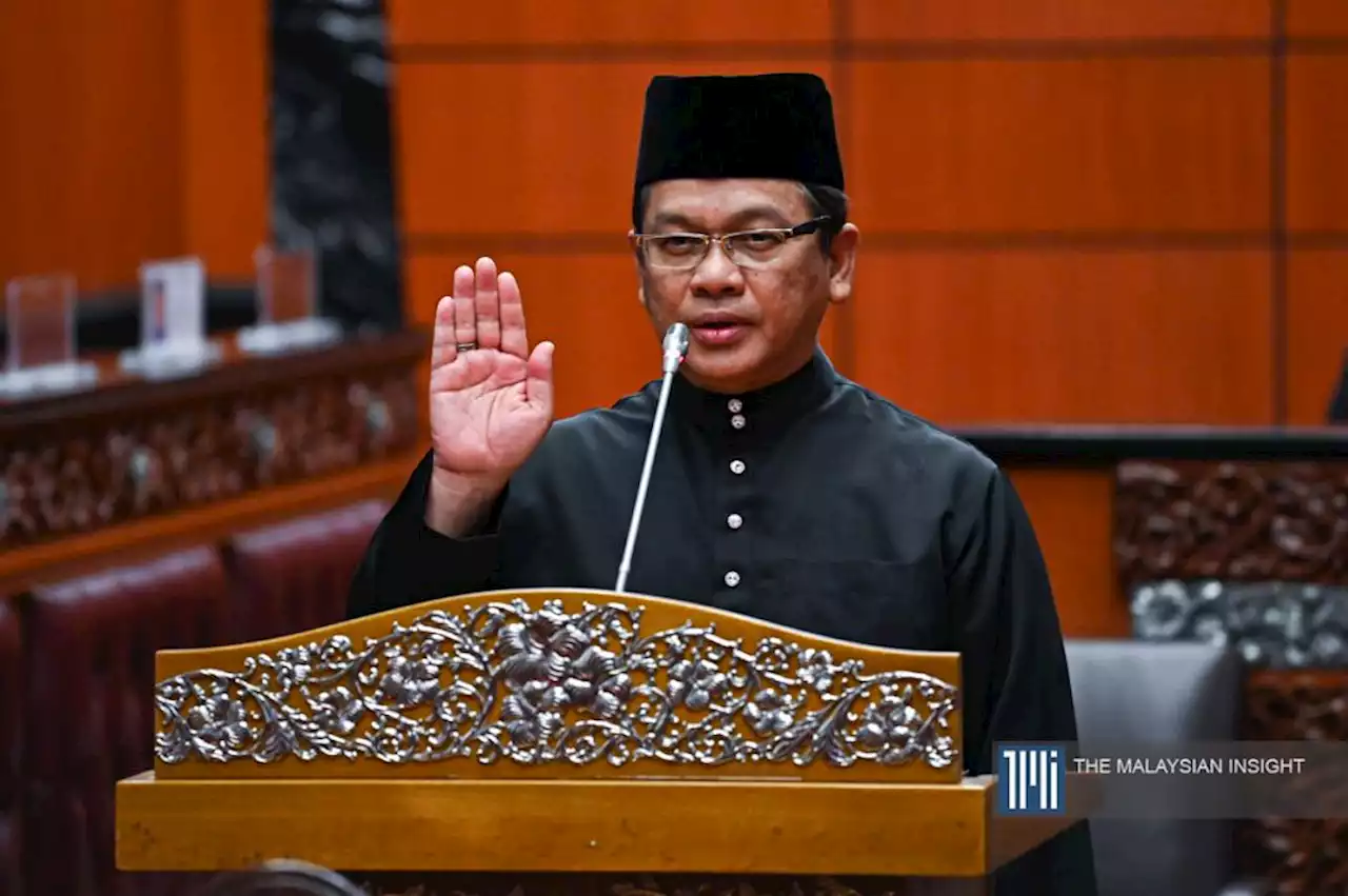 Menteri agama tegur perarakan guna simbol Islam di Terengganu | The Malaysian Insight