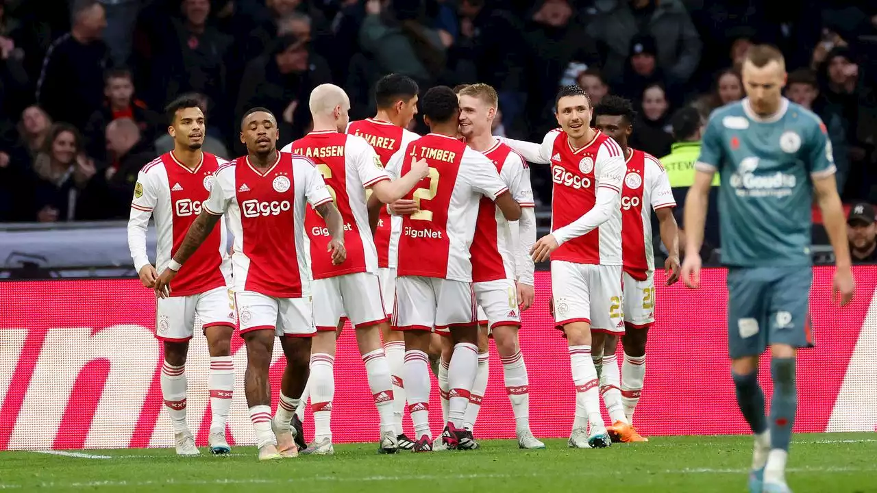 Ajax boekt ruime thuiszege op Sparta en neemt tweede plaats over van AZ