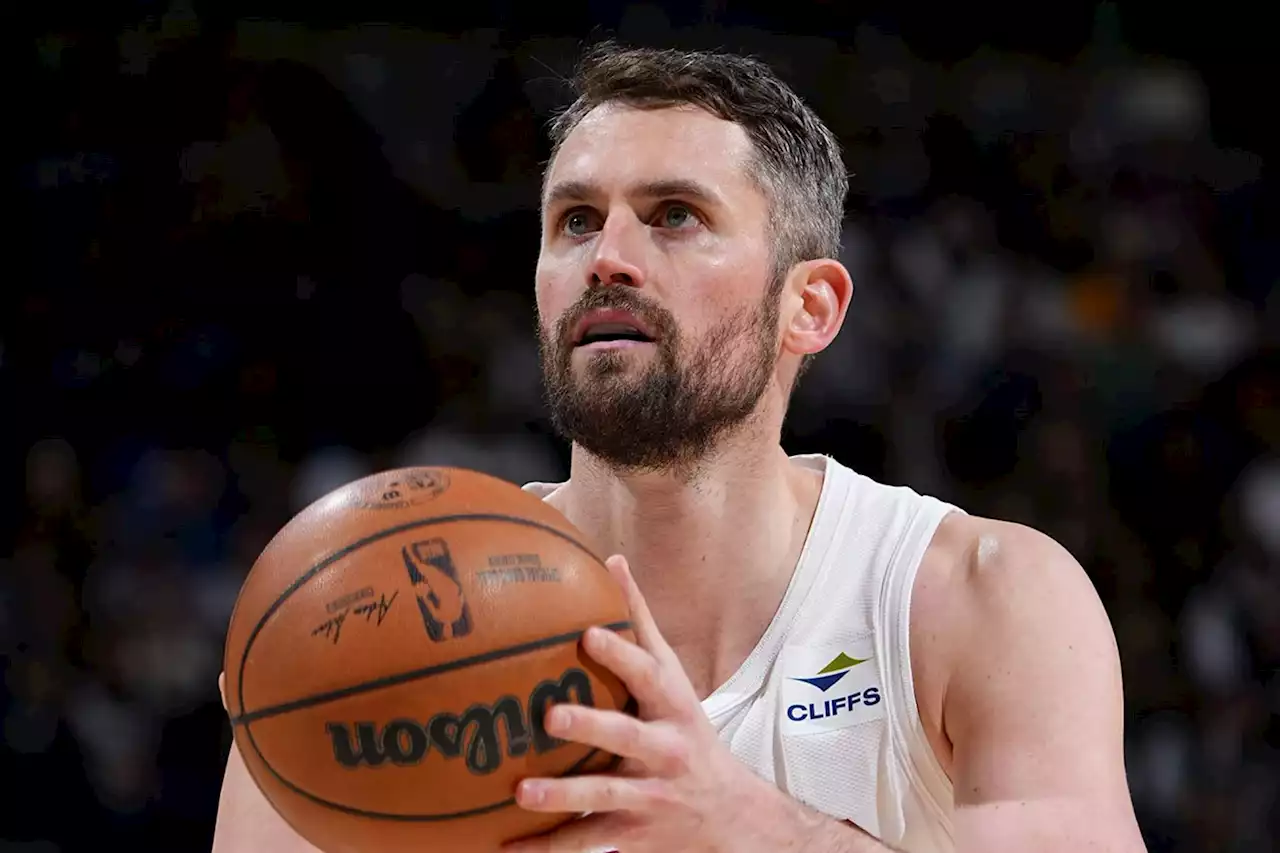 Favorite emerges to sign Kevin Love after buyout with Cavaliers ...