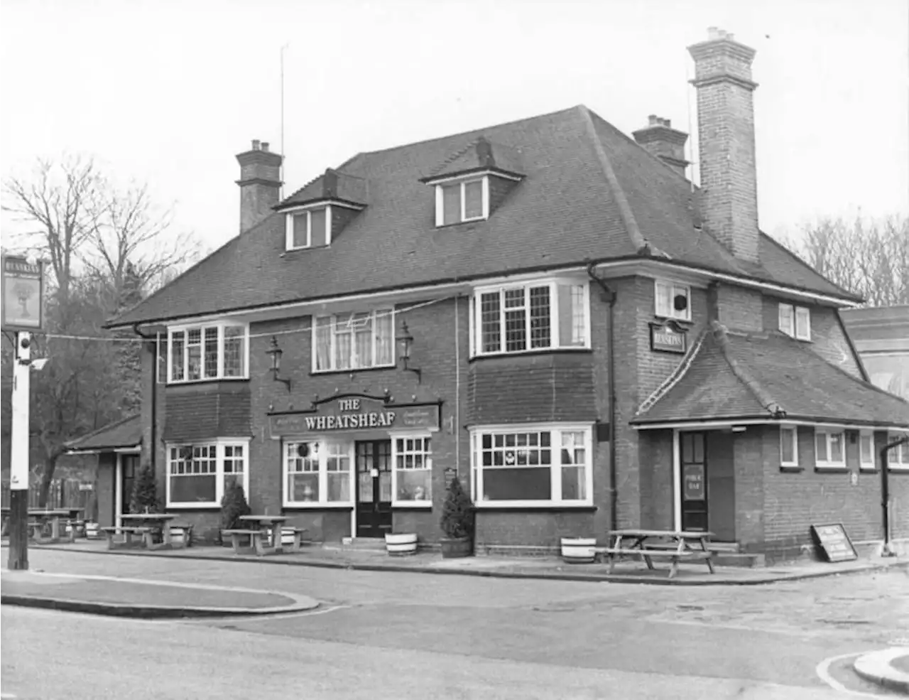 The popular pub that is now the site of a car showroom