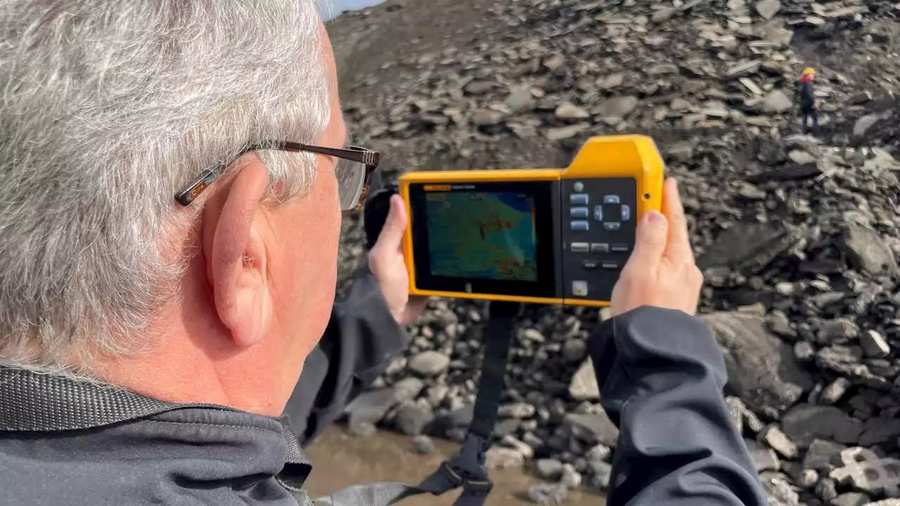 Hennie zocht met zijn warmtecamera naar overlevenden onder puin in Turkije