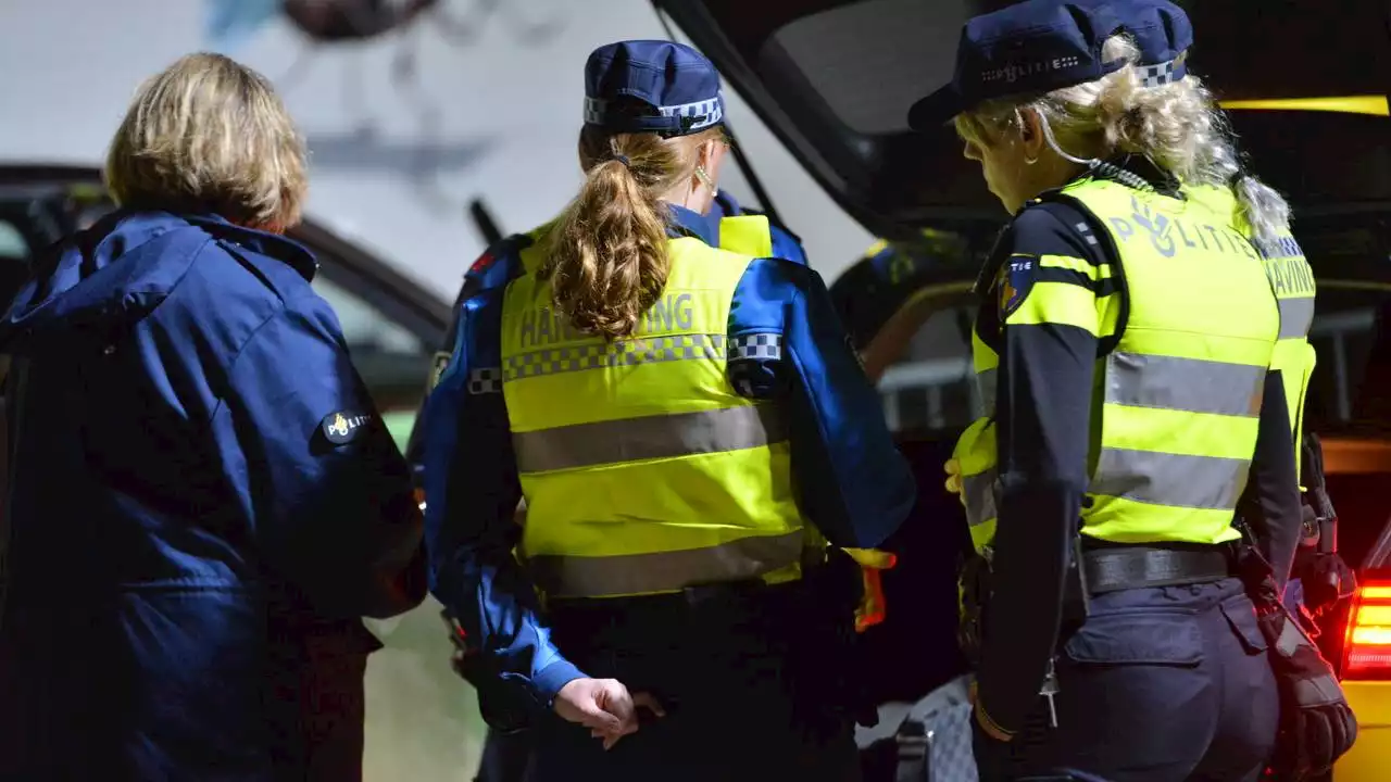 Illegale taxichauffeurs aangepakt in Den Bosch en Eindhoven