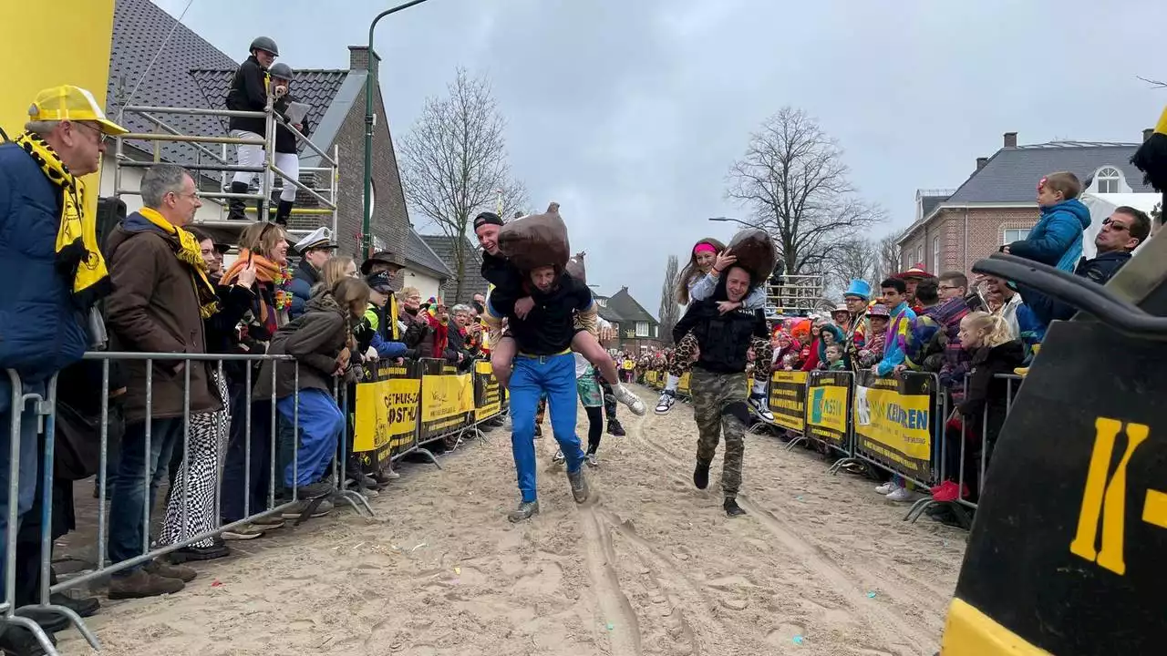 Knakworstrennen in Verkeskop: 'Koning worden is een jongensdroom'