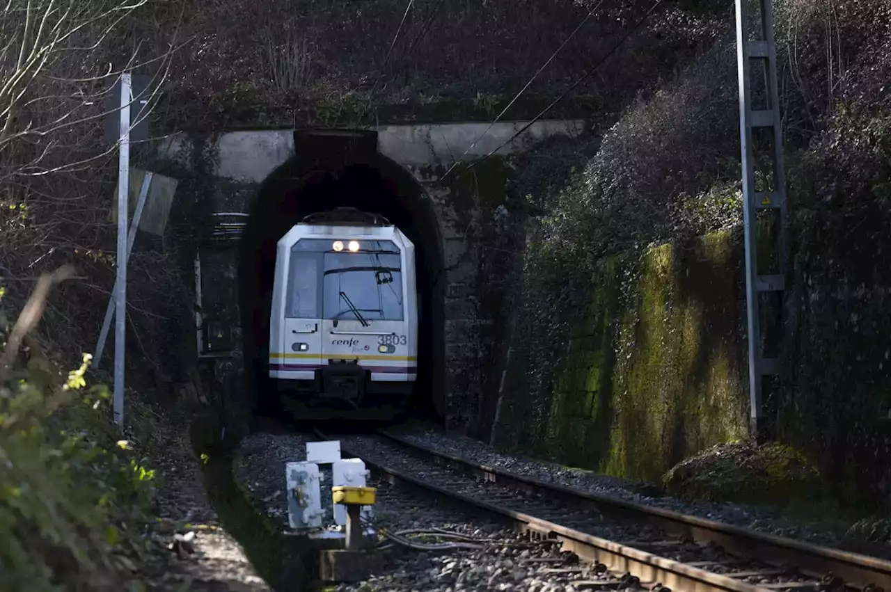 El BOE publica el método para rediseñar los trenes de Cantabria y Asturias