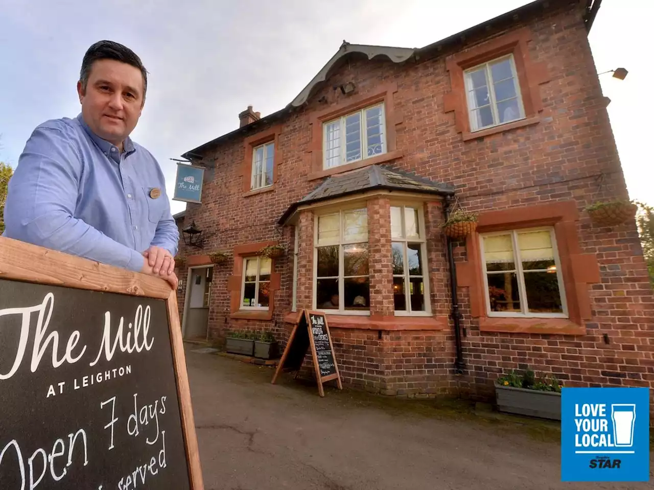 The community-run pub that's now managed by a man who once worked at Buckingham Palace