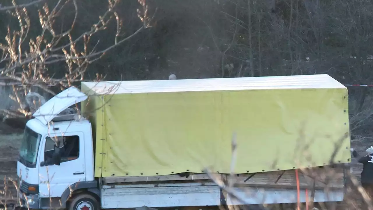 Bulgaria: Six charged with human trafficking after 18 bodies found in abandoned lorry