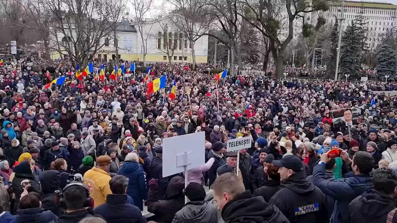 Организаторы протеста в Кишиневе оценили число участников в около 40 тыс.