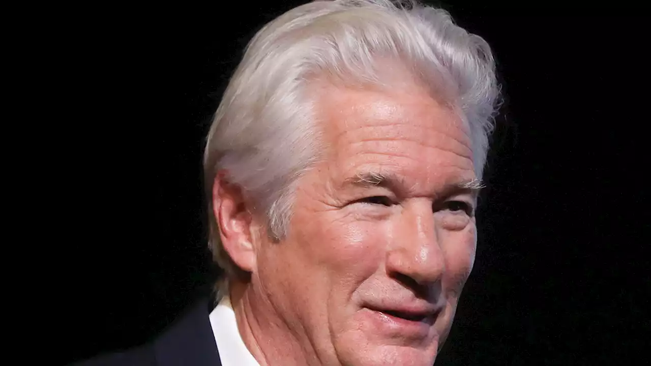 Richard Gere Hospitalized with Pneumonia in Mexico