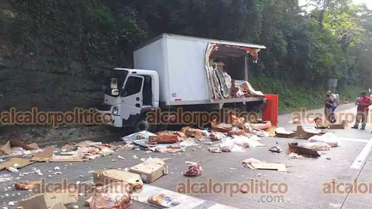 Choque múltiple causa cierre de circulación en la autopista Puebla-Córdoba