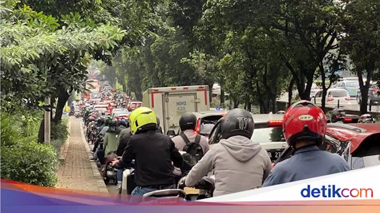 Lelah Kena Macet Menuju Ragunan, Pemotor Harap ERP Diterapkan