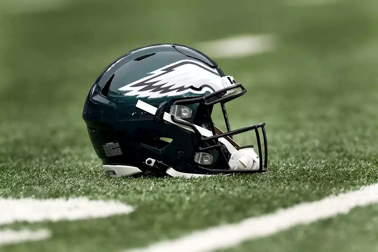 Eagles offensive lineman indicted on rape, kidnapping charges before Super Bowl