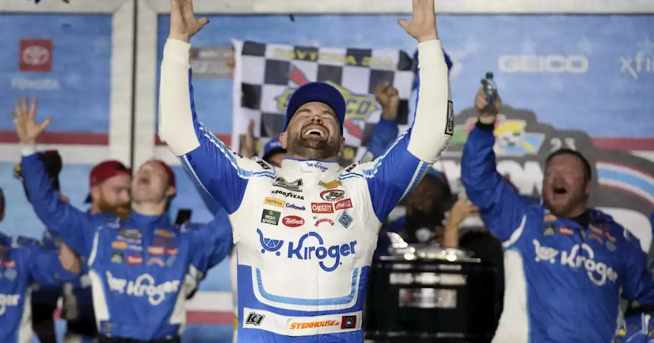 Ricky Stenhouse Jr. wins longest Daytona 500 in history