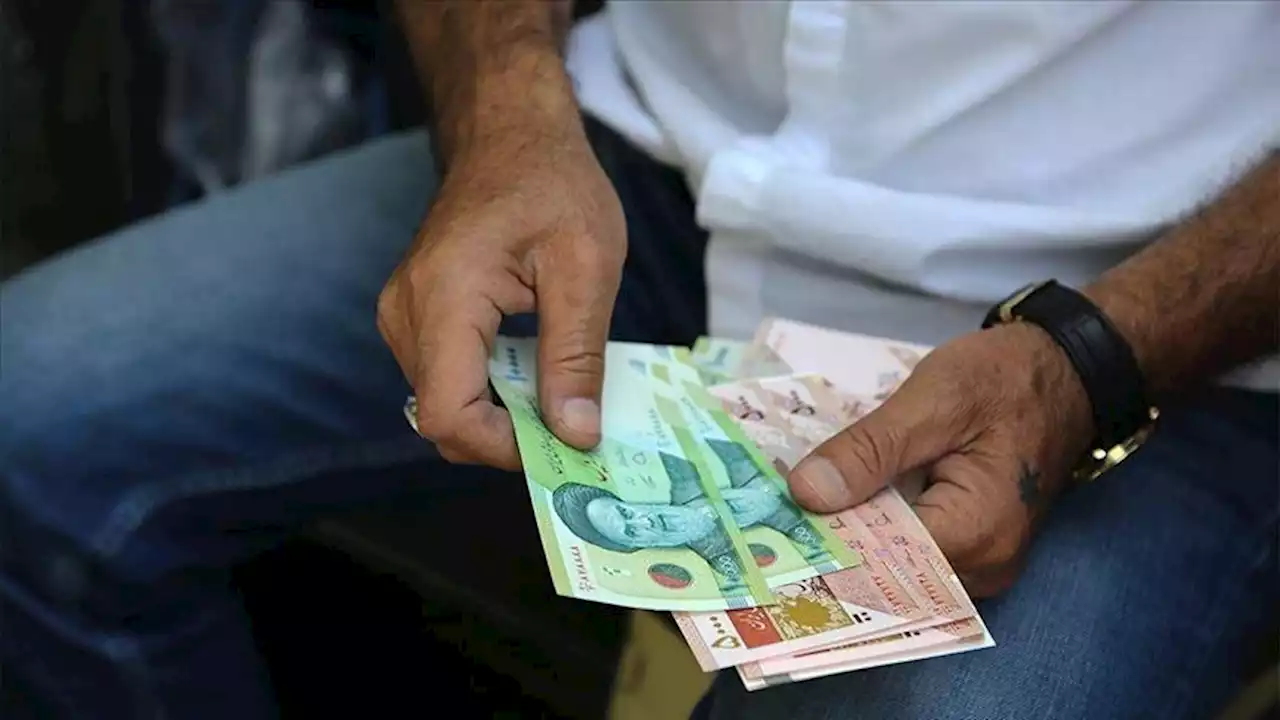 سقوط پول ملی ایران؛ هر دلار آمریکا 50 هزار تومان