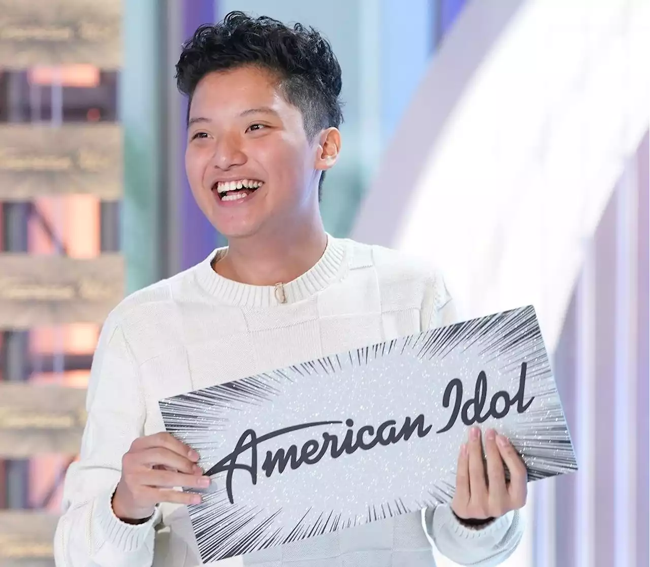 'You are exactly what we look for, what we pray for': Vancouver teen stuns judges on American Idol