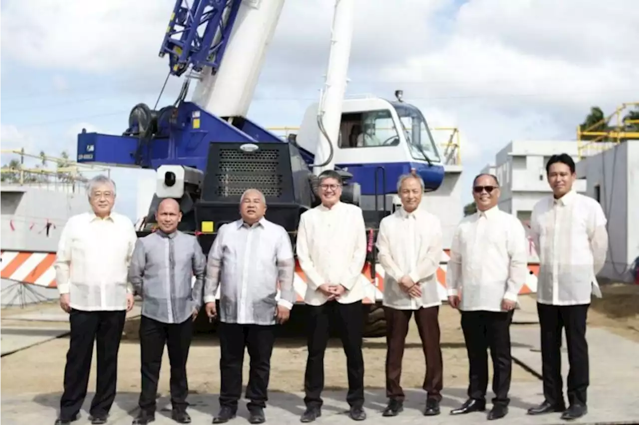 Aboitiz Land pushes innovation in construction with first precast panel installations at The Villages at Lipa | BMPlus