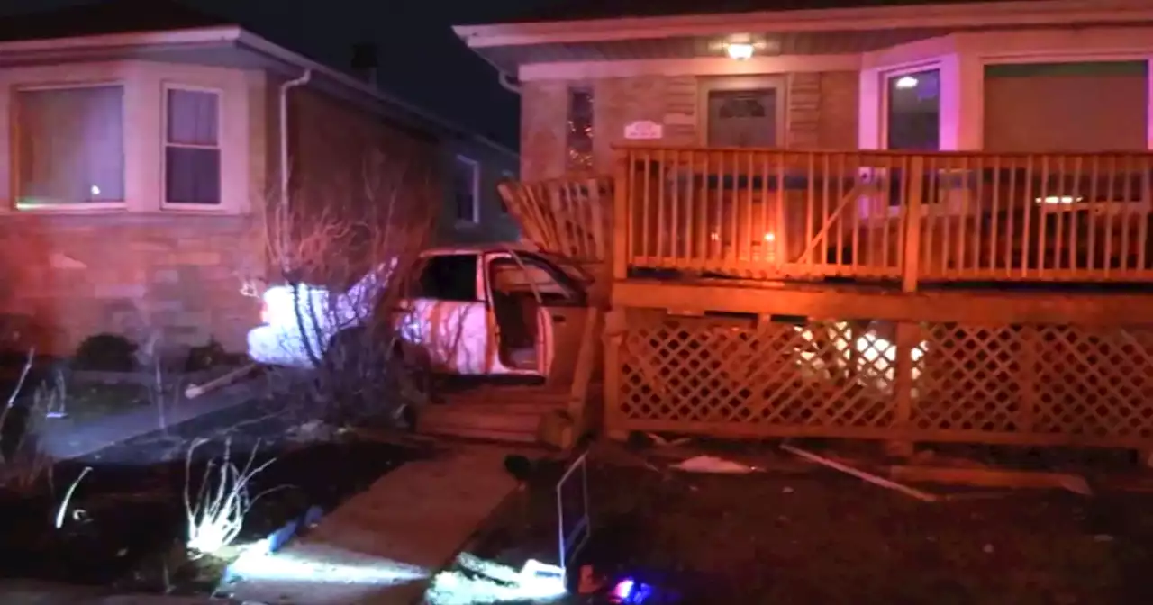 Norwood Park crash: woman dead after slamming into front porch of home