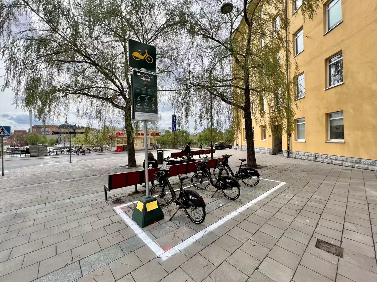 Nu stäms bolaget bakom Stockholms hyrcyklar. Stockholms stad vill ha vitespengar.