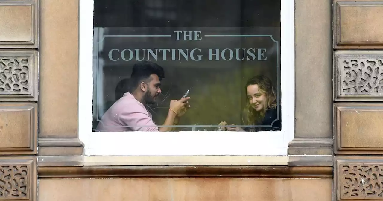 Glasgow Wetherspoon gets permanent beer garden in George Square