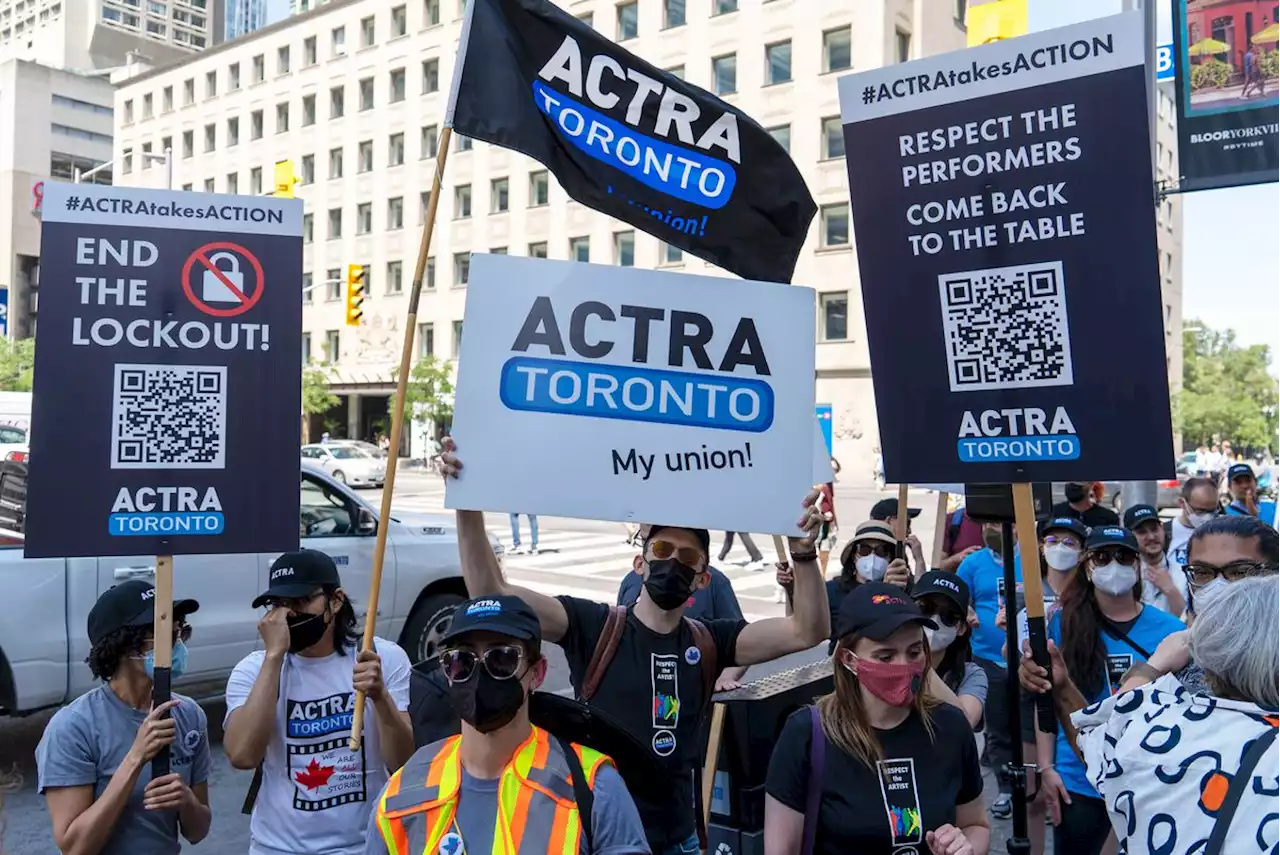 Actors’ union accuses Ottawa of prolonging labour dispute with agencies after millions in ad spending revealed