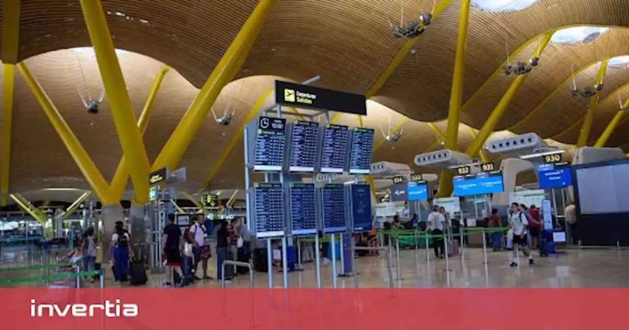 Fin al control de líquidos y portátiles en los aeropuertos españoles: Aena instalará escáneres 3D en 2024