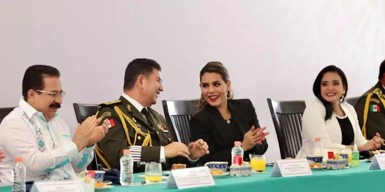 Reconocen compromiso de militares con Guerrero