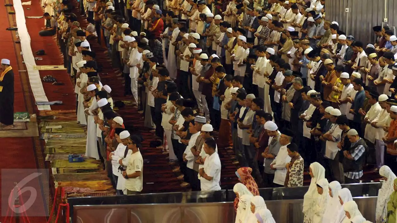 Shalat Tarawih Berapa Rakaat, Ketahui Keutamaan dan Panduan Melakukannya