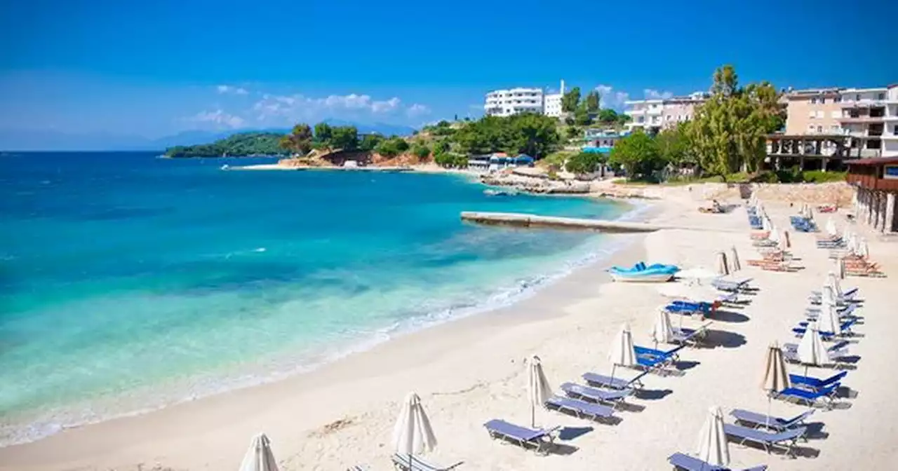 Holidaymakers rave about European hotspot with £15-a-night hotels and 77p pints