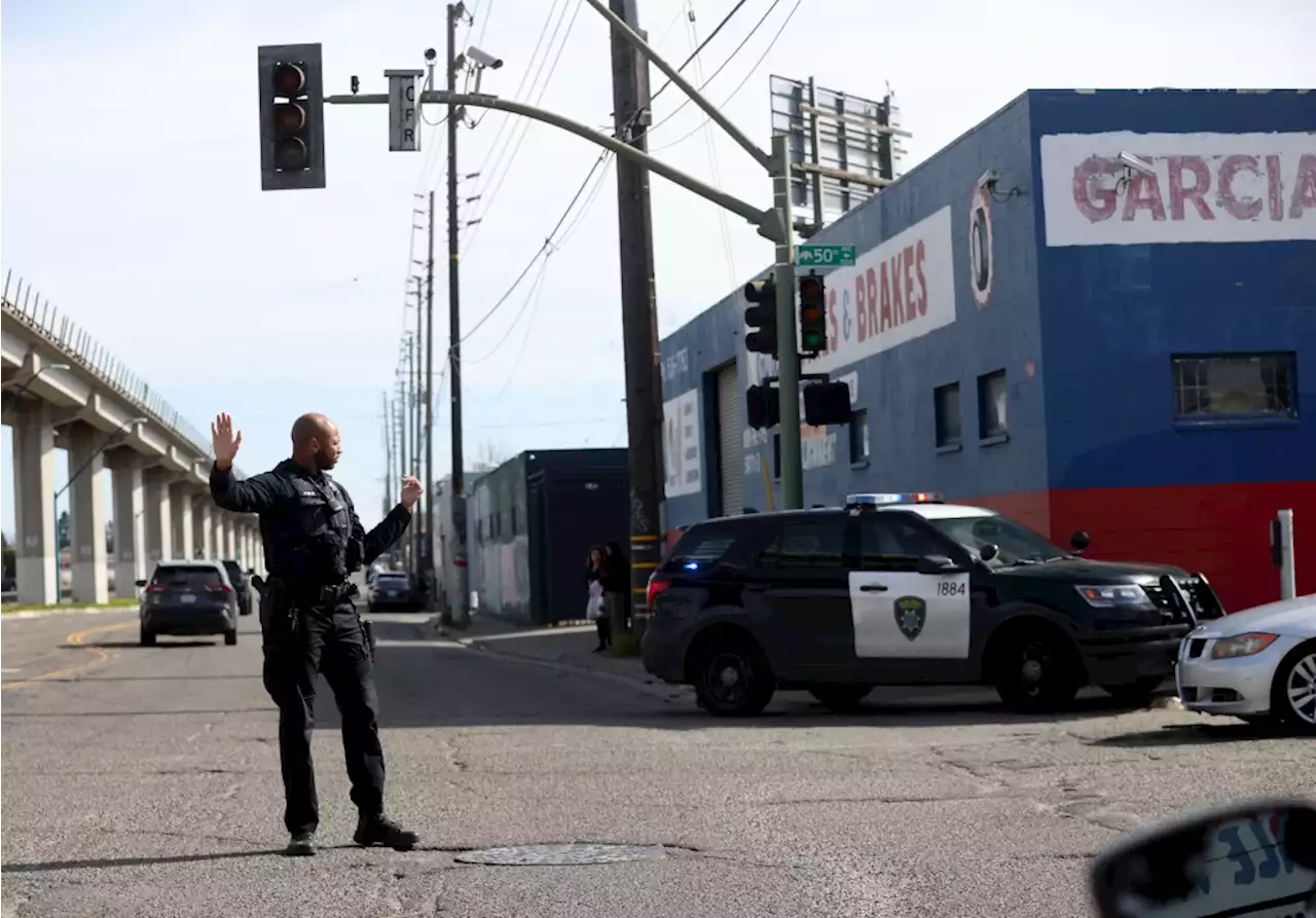 Power cut to 54,000 people amid fire at Pacific Gas & Electric substation in Oakland