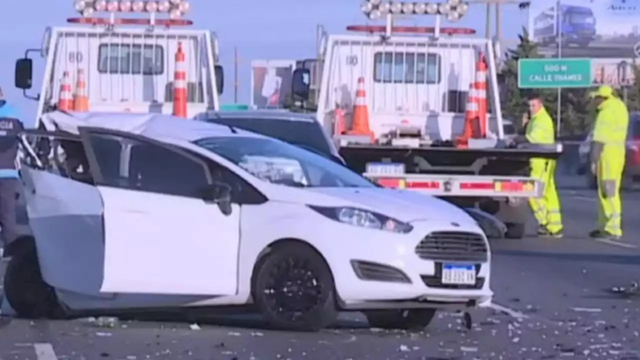 Caos en Panamericana por un choque múltiple: hay una mujer herida