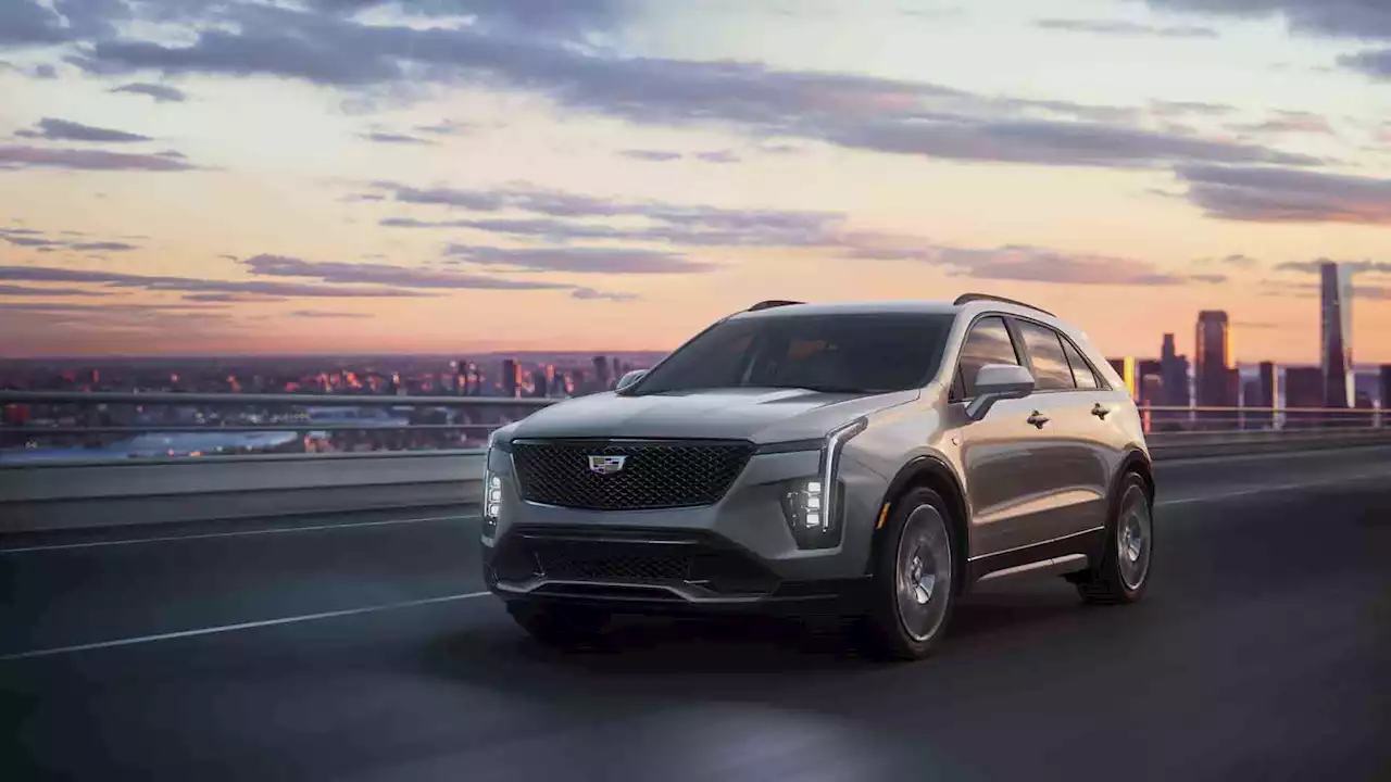 2024 Cadillac XT4 channels Lyriq with 33-inch curved screen