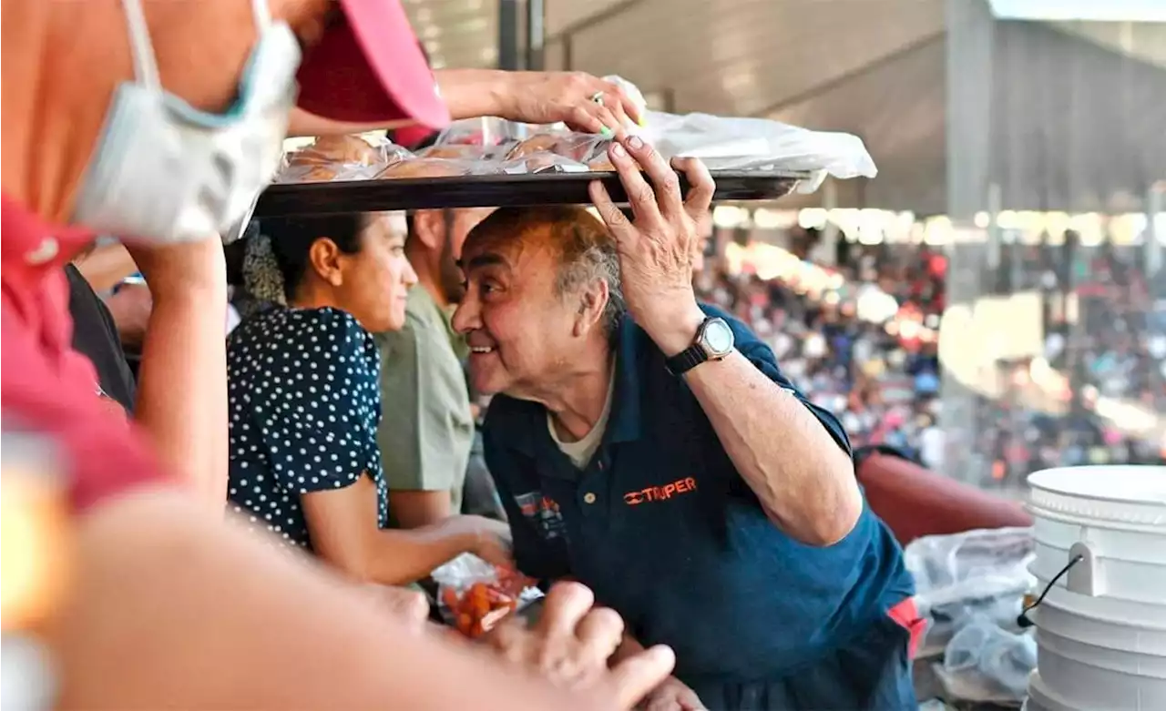 Guanajuato está de luto: fallece El Mamonero Páez, luchador y vendedor de mamones y gusanitos