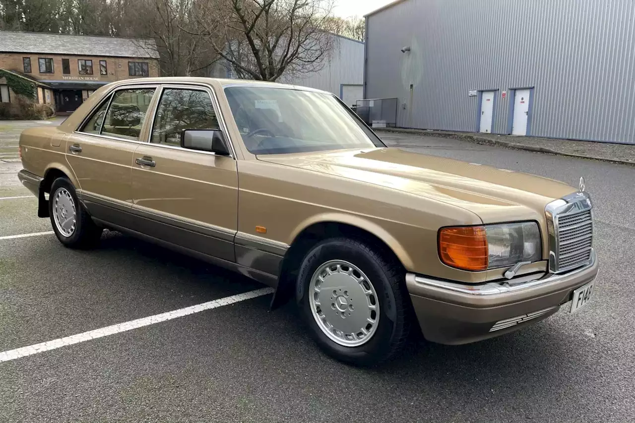 Mercedes S-Class 300 SE (W126) | Spotted