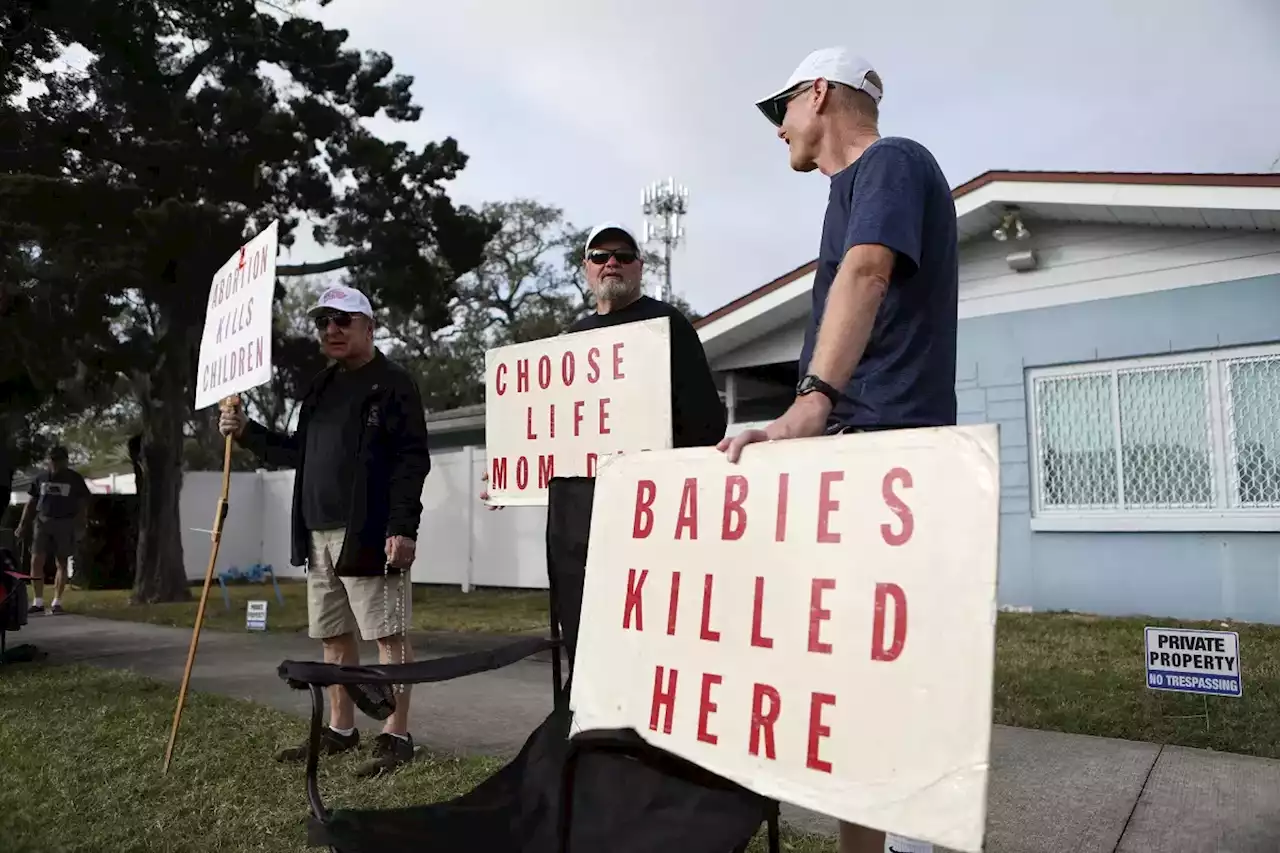 La ley en Florida niega el aborto a una mujer que verá morir a su bebe