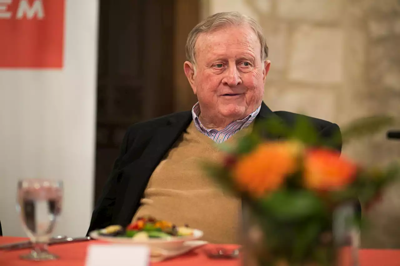 Auto magnate, civic leader and former Spurs owner Red McCombs dies at 95