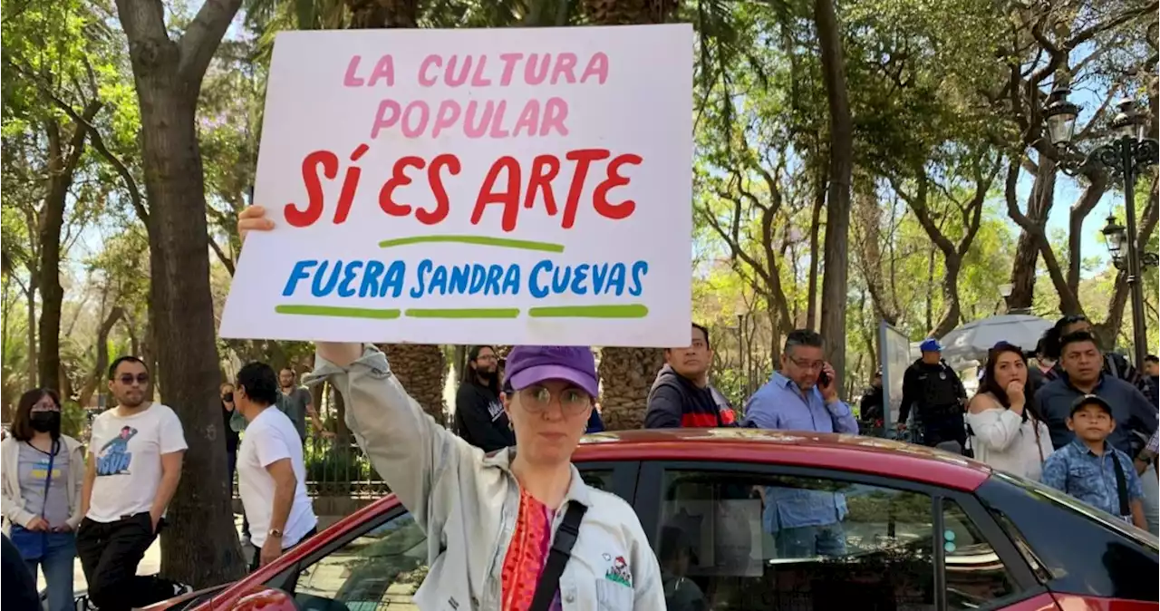 VIDEO: Sandra Cuevas ordena el desalojo del Kiosko Morisco y se desata la violencia