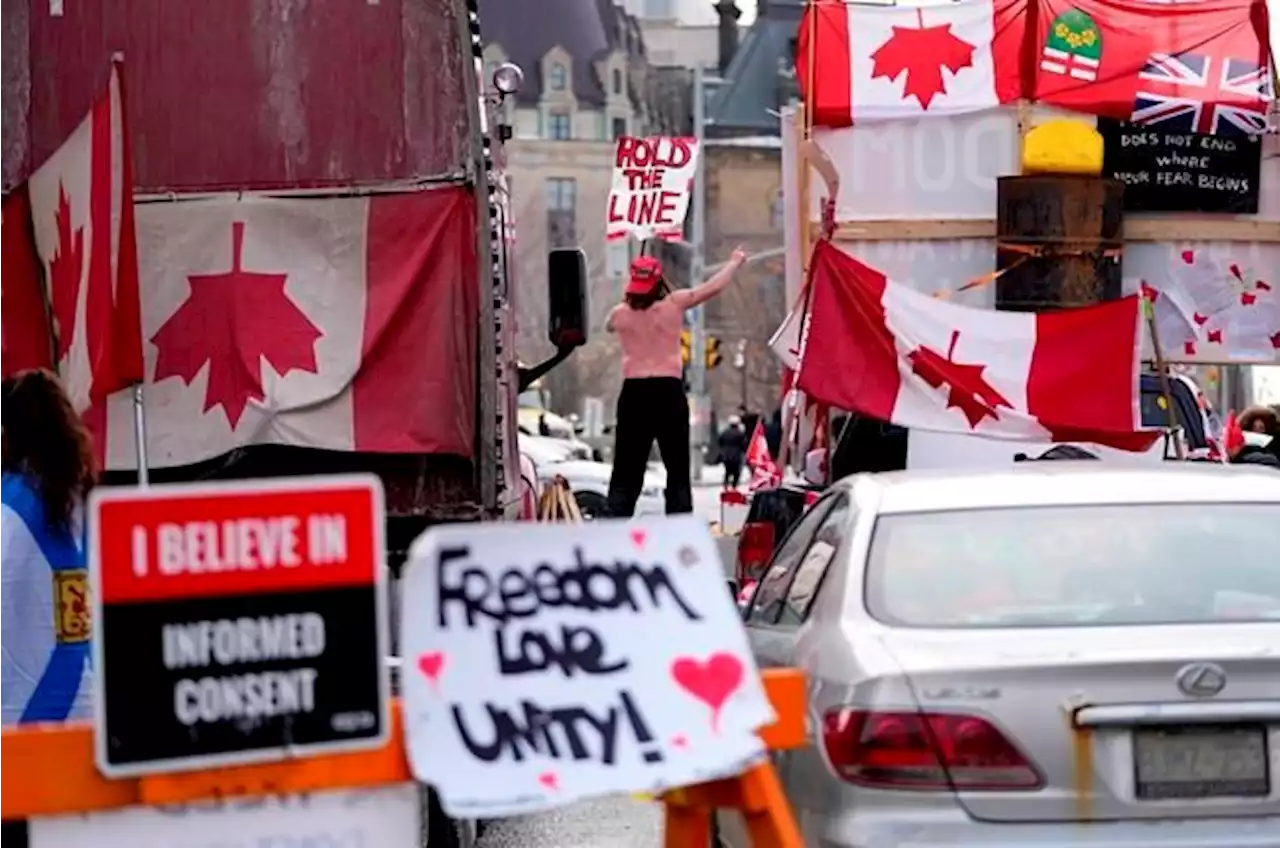 Report: Ontario abandoned Ottawa in 'Freedom Convoy' protests