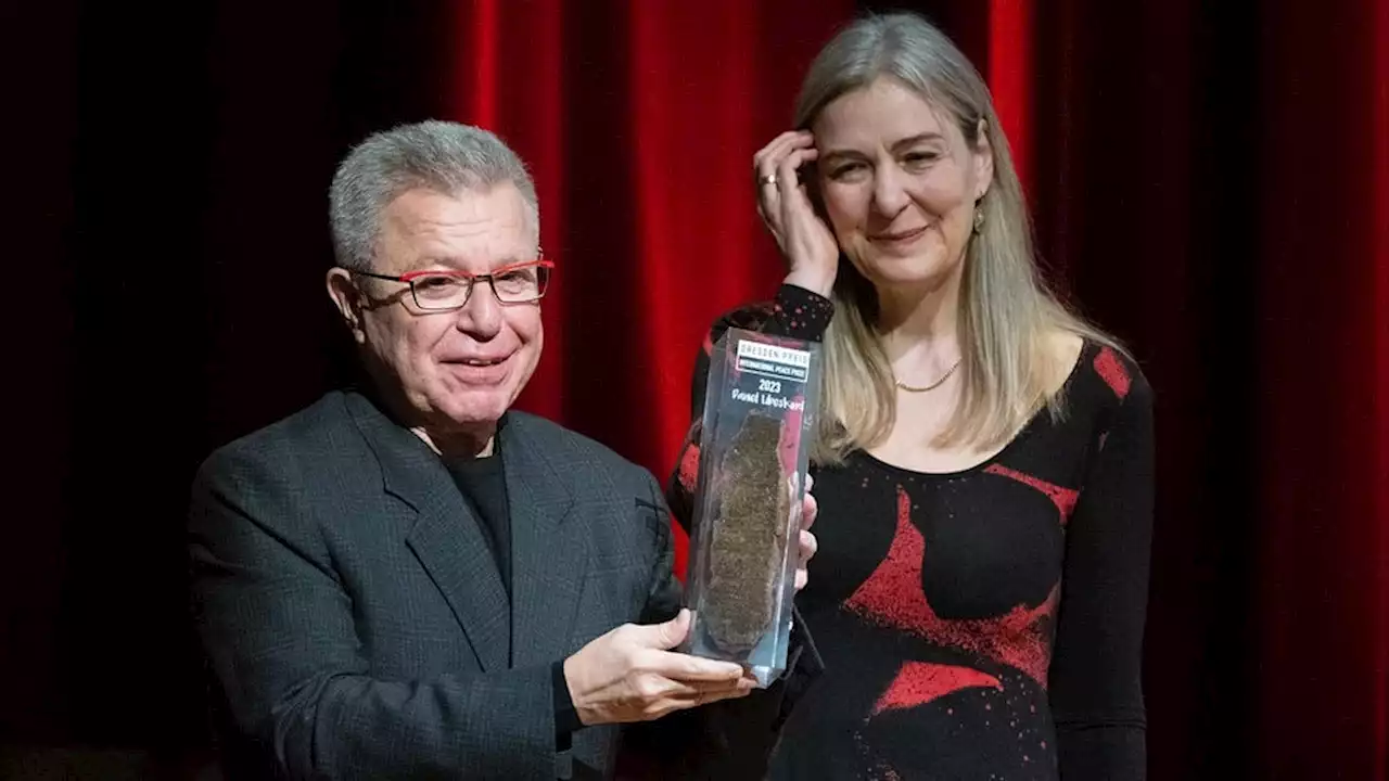 Daniel Libeskind mit Dresdner Friedenspreis geehrt | MDR.DE