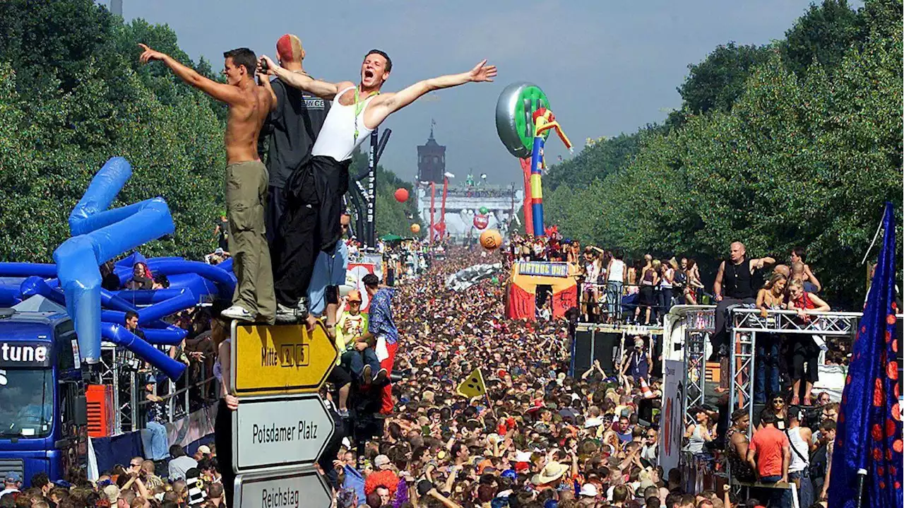 „Rave The Planet“ mit Dr. Motte: Erneut große Technoparade im Juli in Berlin