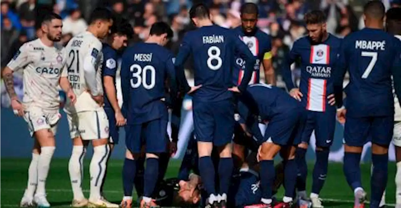 Neymar suffers new ankle injury blow in PSG win