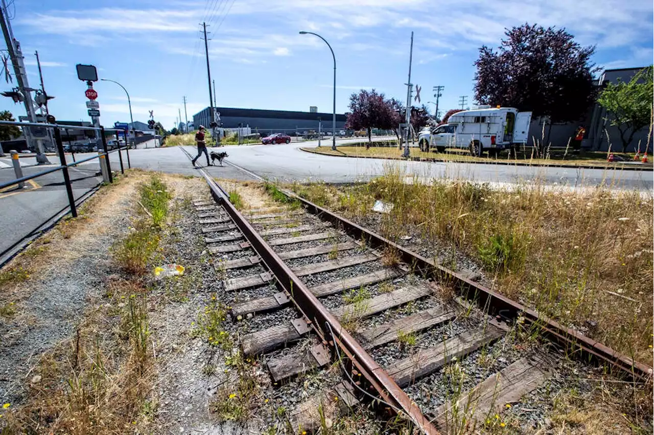 Comment: An economic case for keeping the rail corridor intact