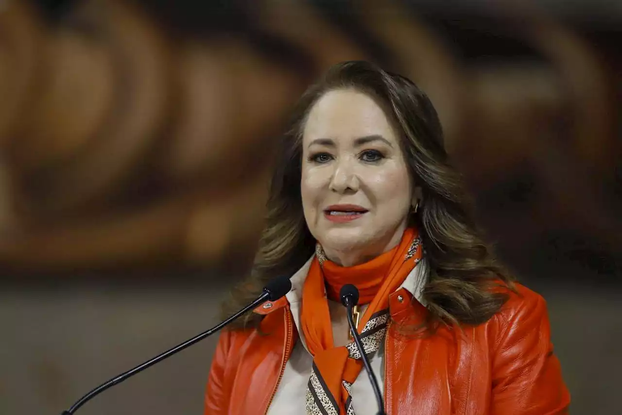 Defensa de Yasmín Esquivel presentó pruebas ante la UNAM; proceso es arbitrario, asegura