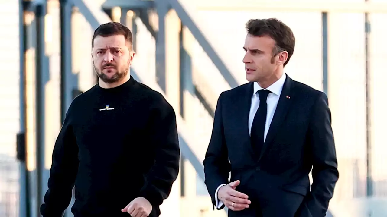 Ingin Berdialog dengan Rusia, Presiden Zelenskyy Sebut Presiden Macron Buang-buang Waktu