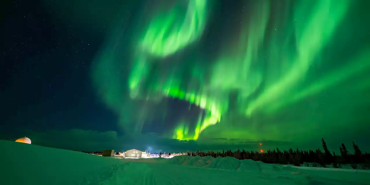 Fairbanks aurora chaser captures amazing images of night sky