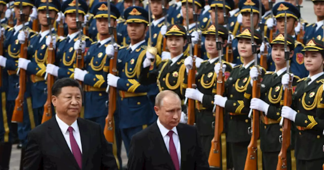 EU Warns China Arming Russia Would Cross 'Red Line'