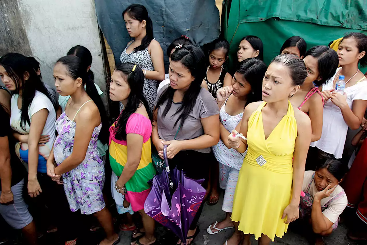 Philippines counts cost of teenage pregnancies - BusinessWorld Online