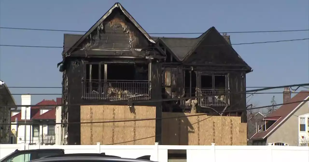 Lifeguard, police sergeant help save father from fire at Long Beach home