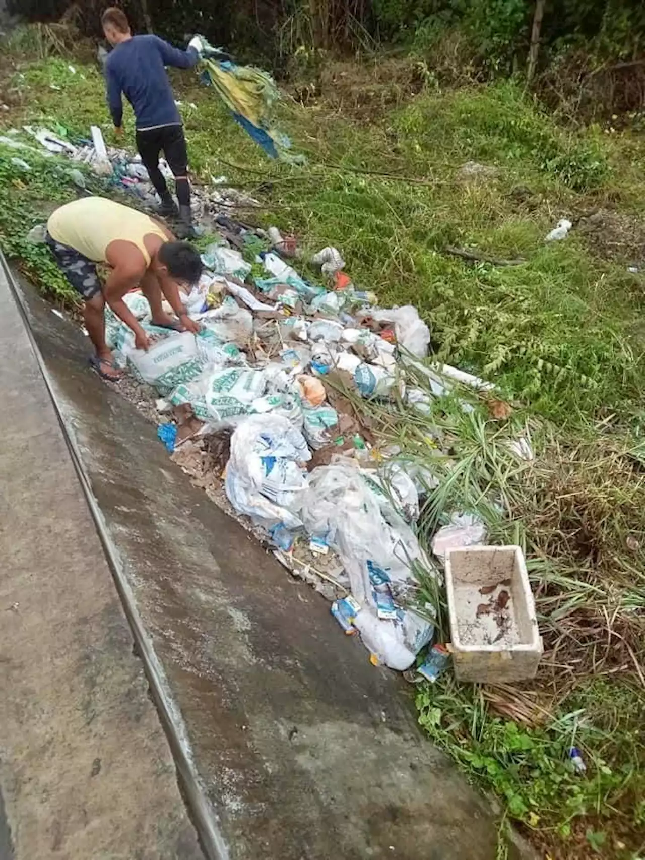 Cordova initiates rice-for-garbage program to discourage use of plastic